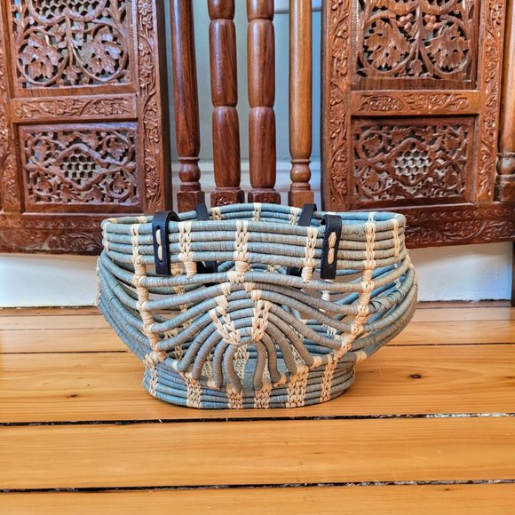 Sans-Arcidet Collection Designer Turquoise and Tan Raffia Woven Basket Bag - Picture 6 of 16